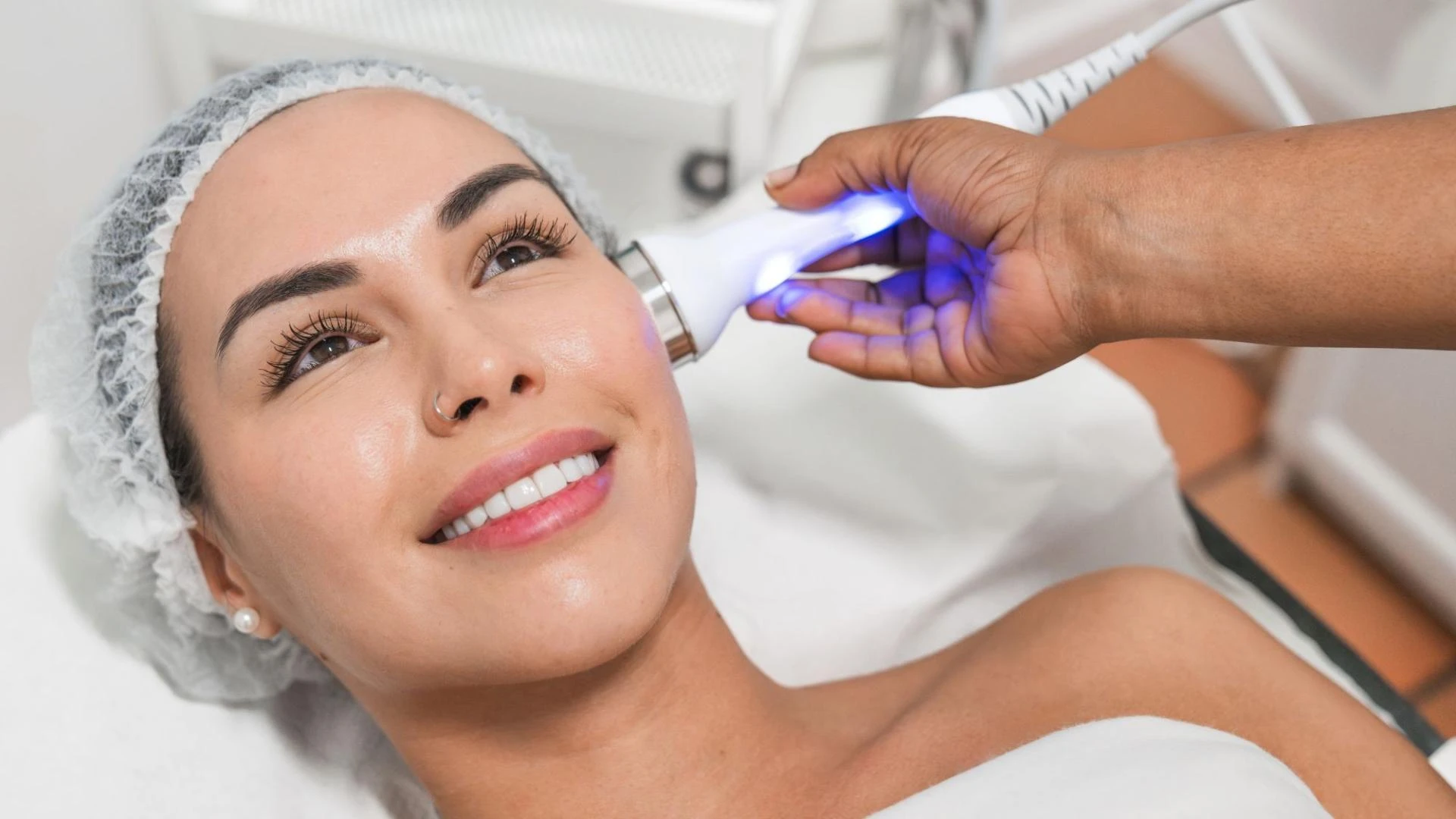 Looking for professional laser skin treatment Birmingham for clear, glowing skin?