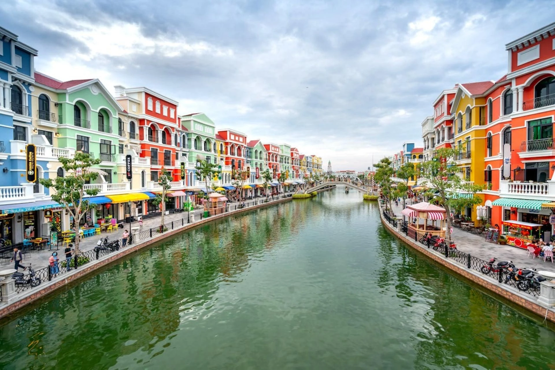 Discovering Vietnam: A Journey Through Culture and Nature