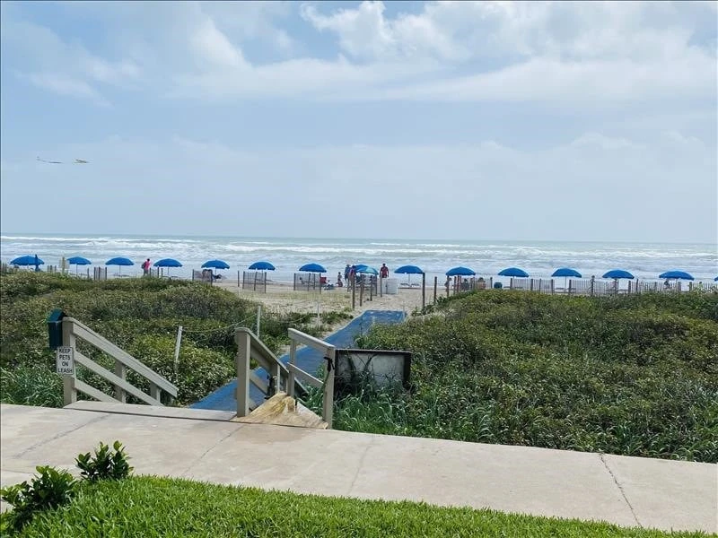 Smart Beachfront Living Trends Shaping Modern Travel Choices