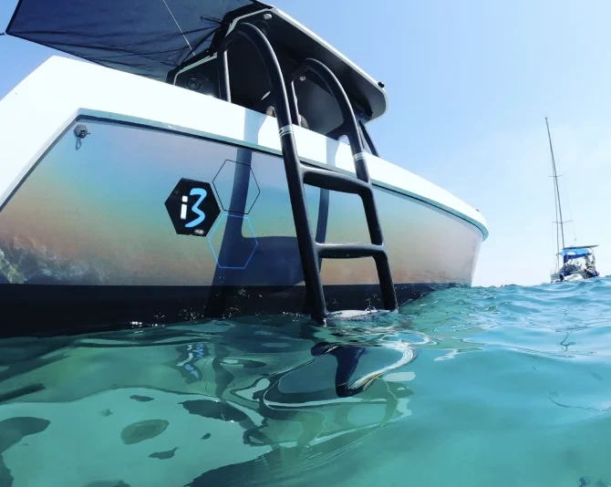 Luxury Carbon Fiber Swim Ladders Mallorca for Modern Yachts