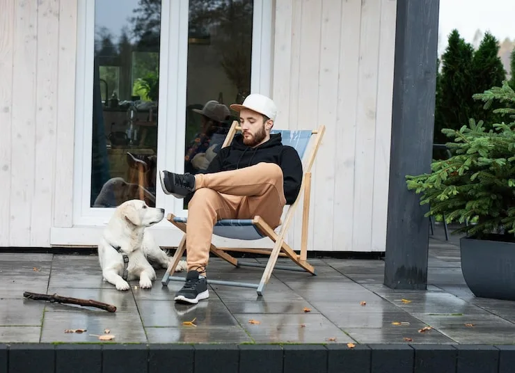 Sliding Dog Gate Tips for Keeping Pets Out of the Kitchen While You Cook