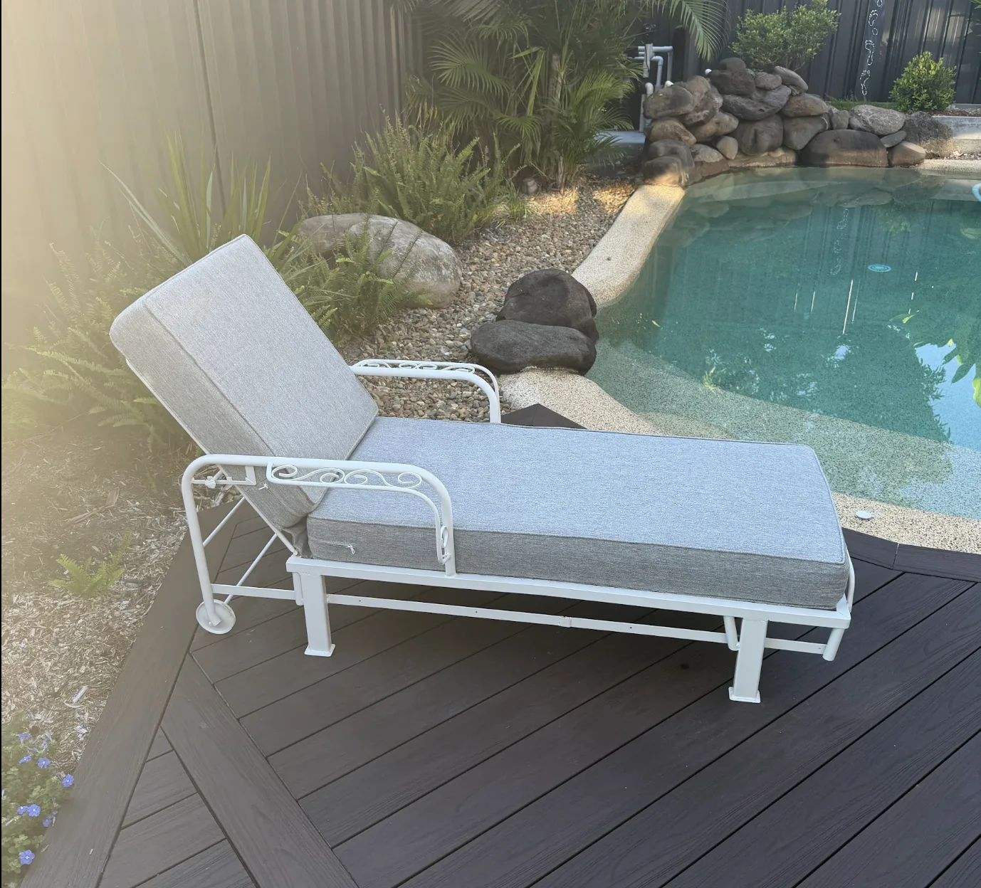 Design Your Space with Custom Made Cushions for Outdoor Furniture