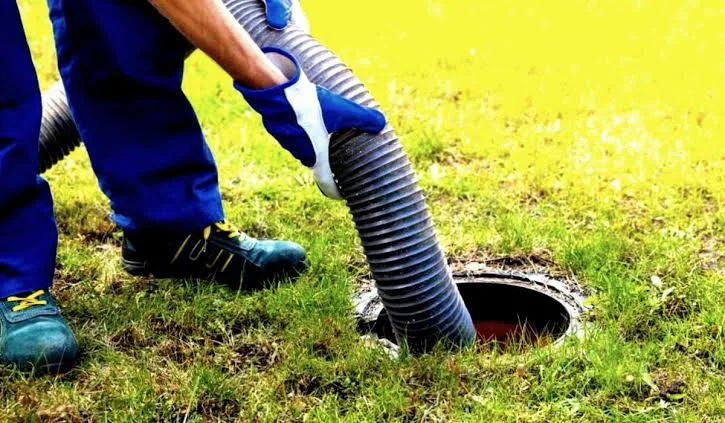 Can Septic Tank Pumping Bloomingdale Help Prevent Groundwater Contamination?