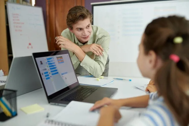A Counsellor's Morning Inside Modern Coaching Management