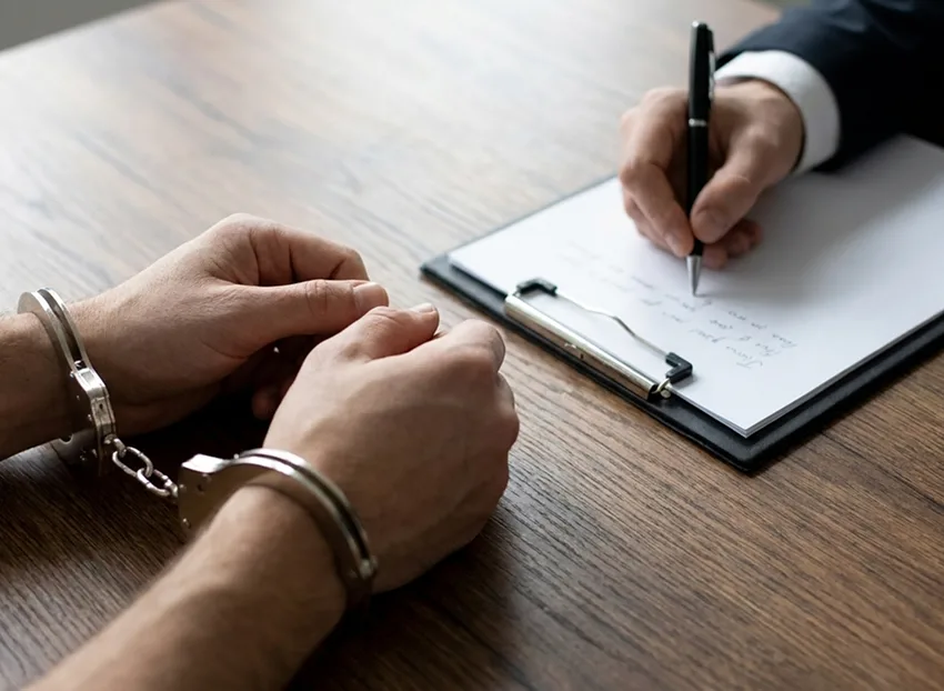 How Criminal Lawyer Build A Strong Defense Strategy