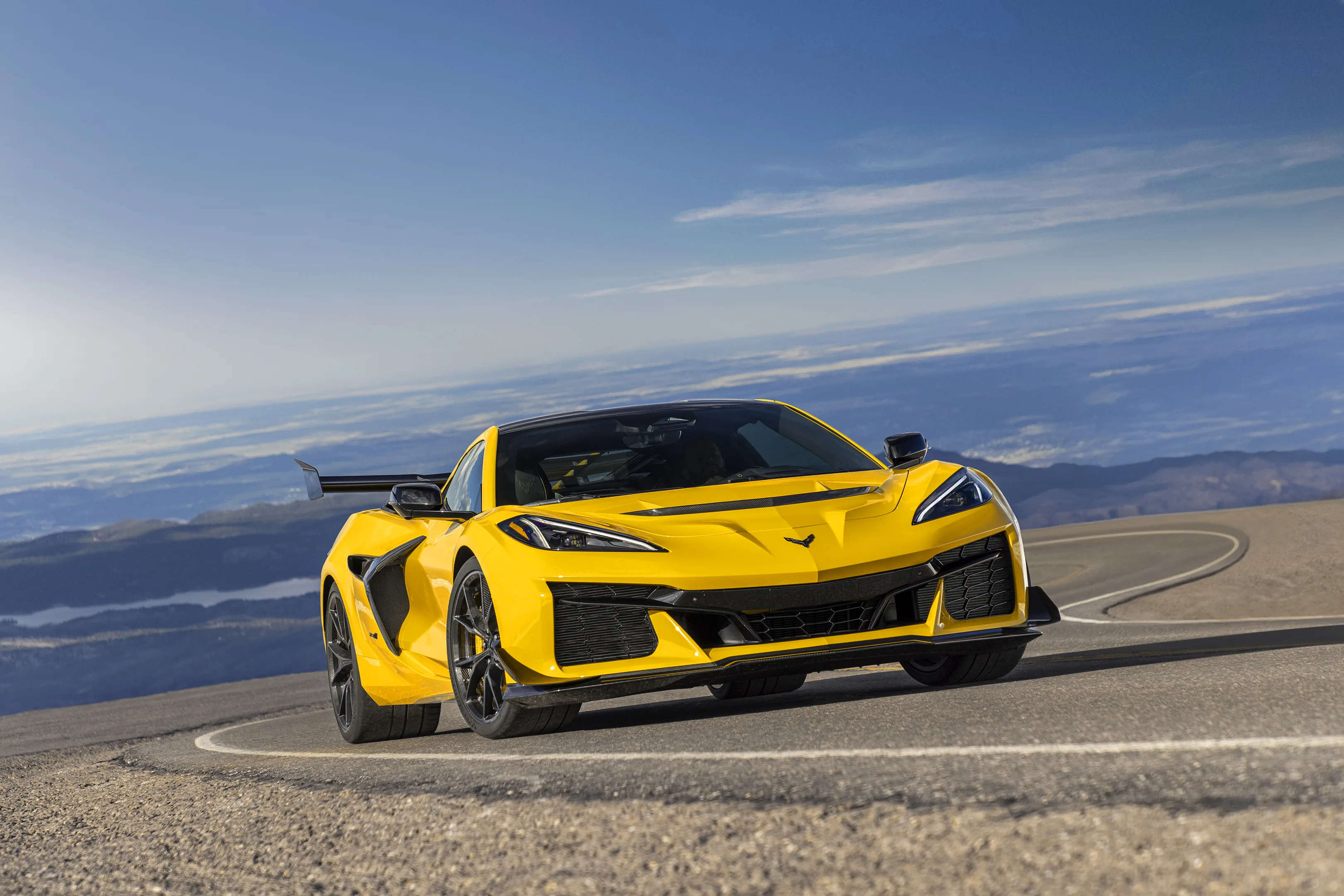 7 Reasons Why You Should Lease a Sports Car