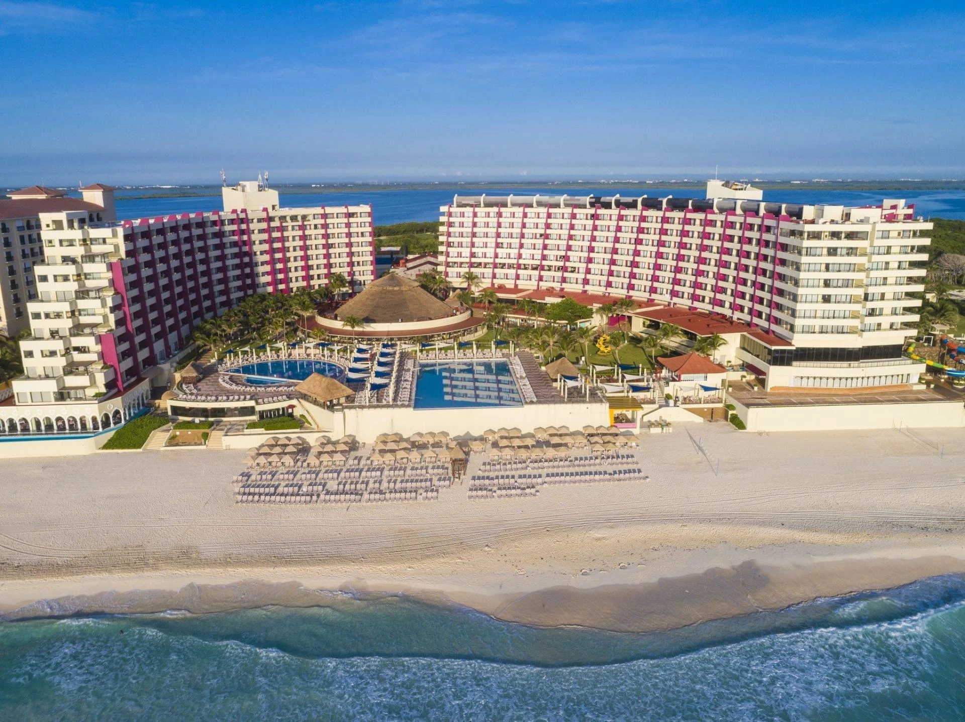 Crown Paradise Club | Hoteles Todo Incluido en Cancún