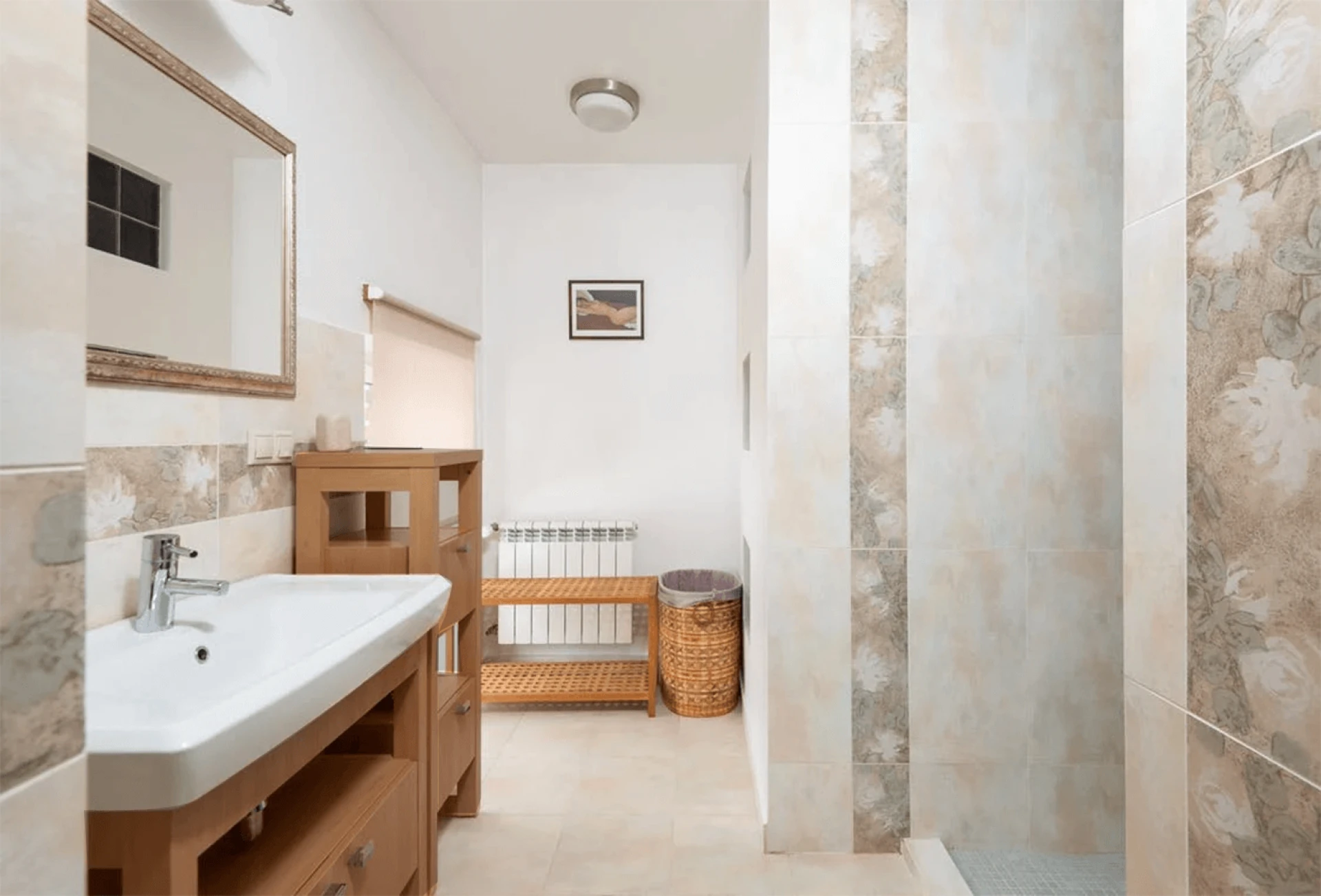 japandi bathroom