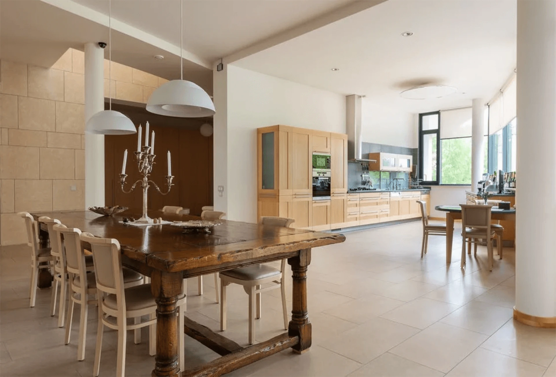 combined area - open kitchen
