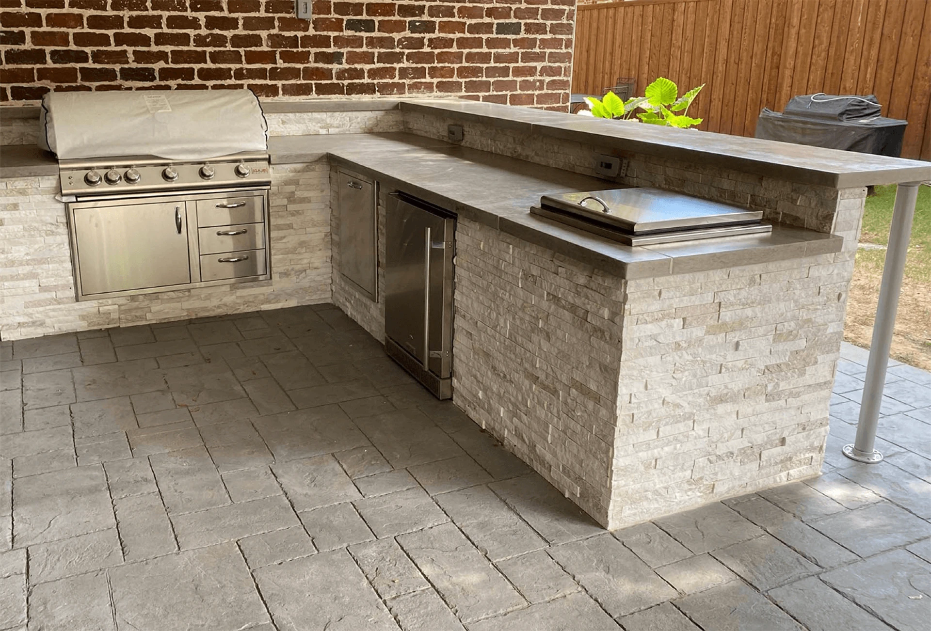 outdoor kitchen on budget