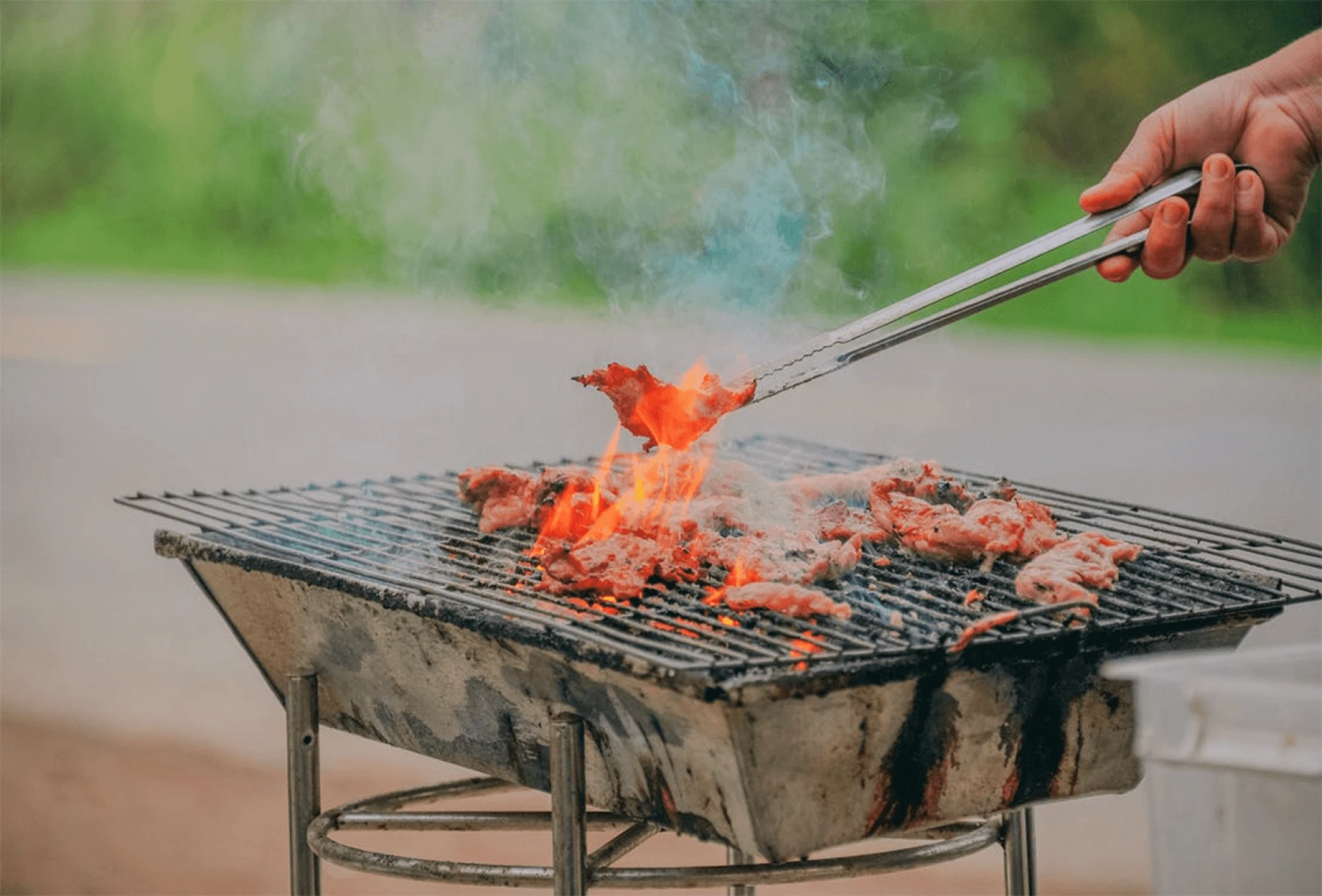 outdoor grill kitchen