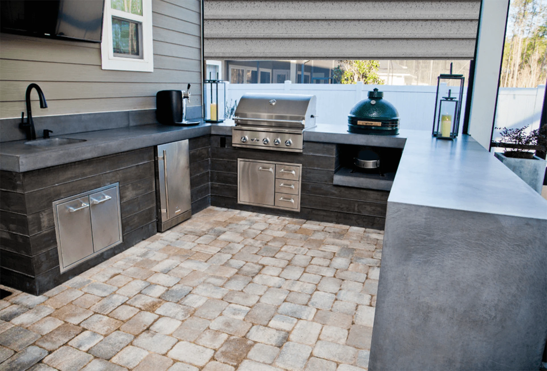 outdoor kitchen cabinets
