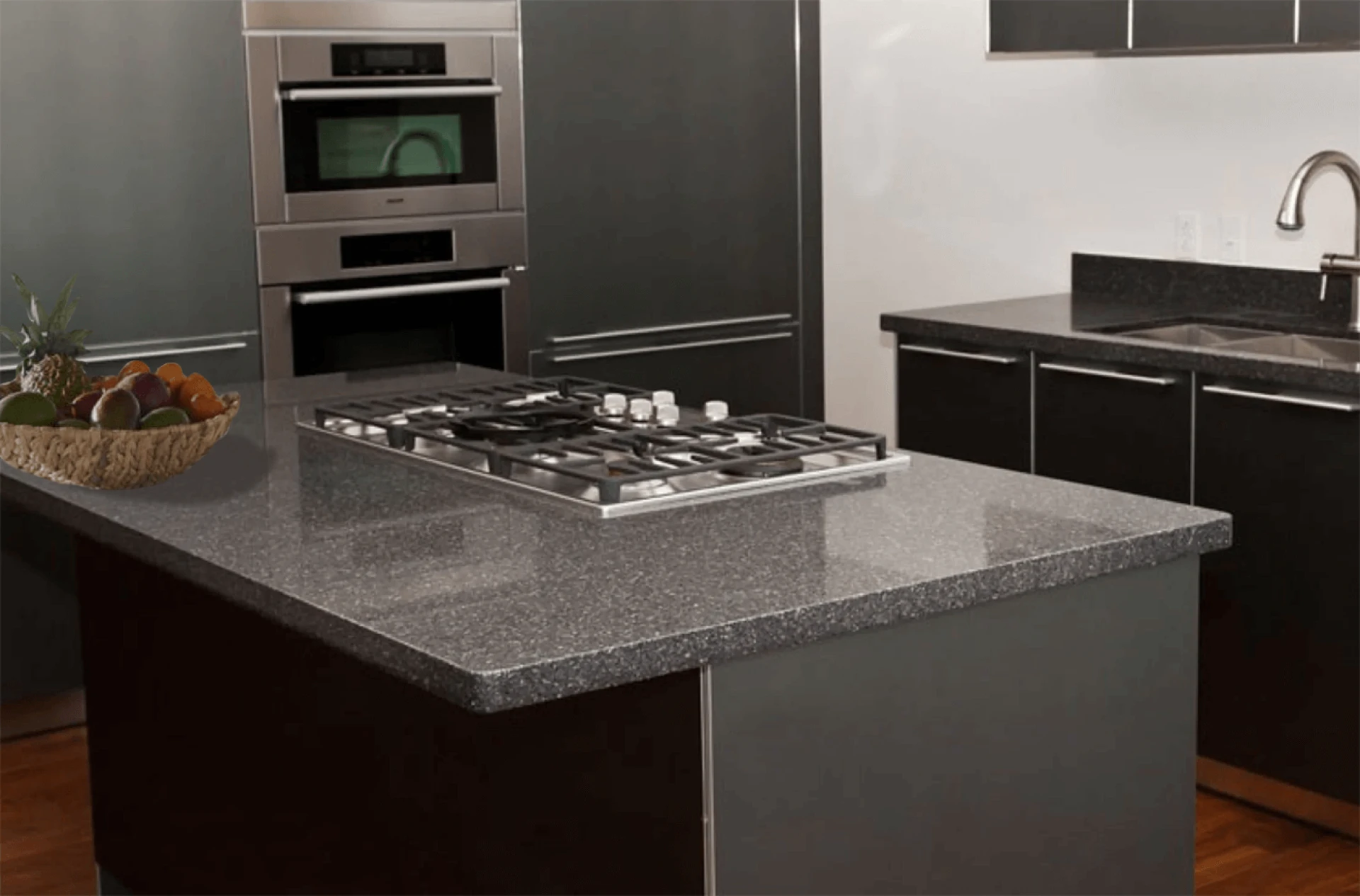 Grey Worktops: Gives you a Subtle and Peaceful Atmosphere