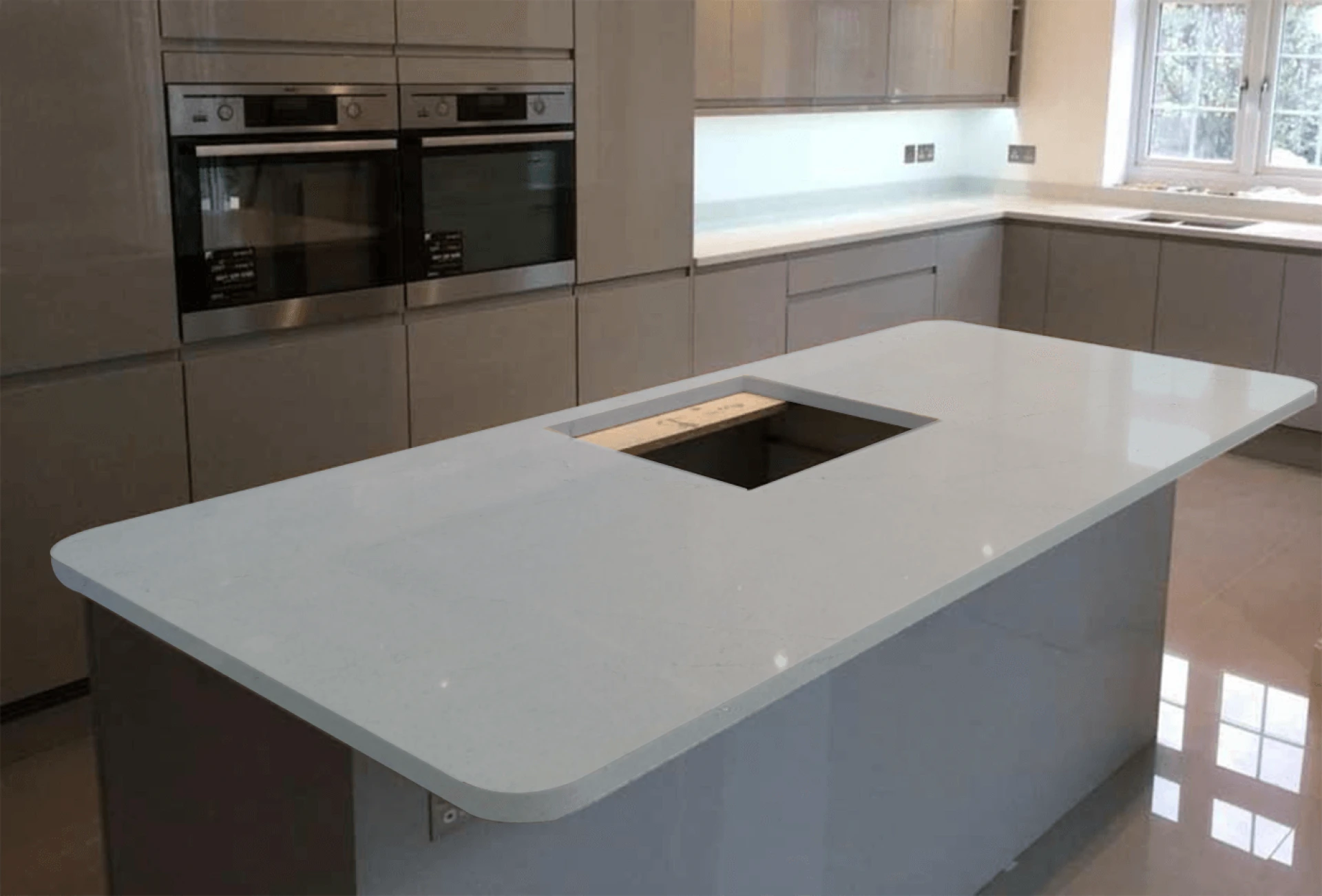 Get Know More of the Benefits of Shimmer Calacatta Quartz