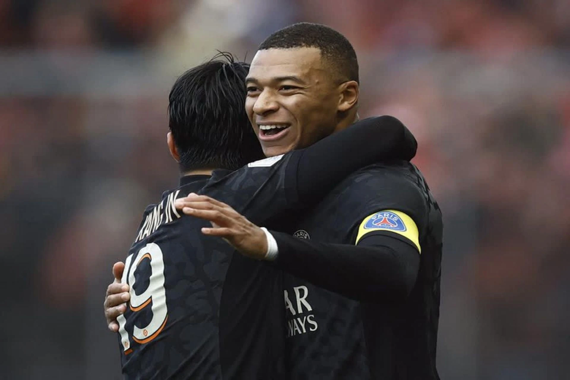 이강인 찔러주고 음바페 마무리… PSG \'득점 공식\' 나왔다