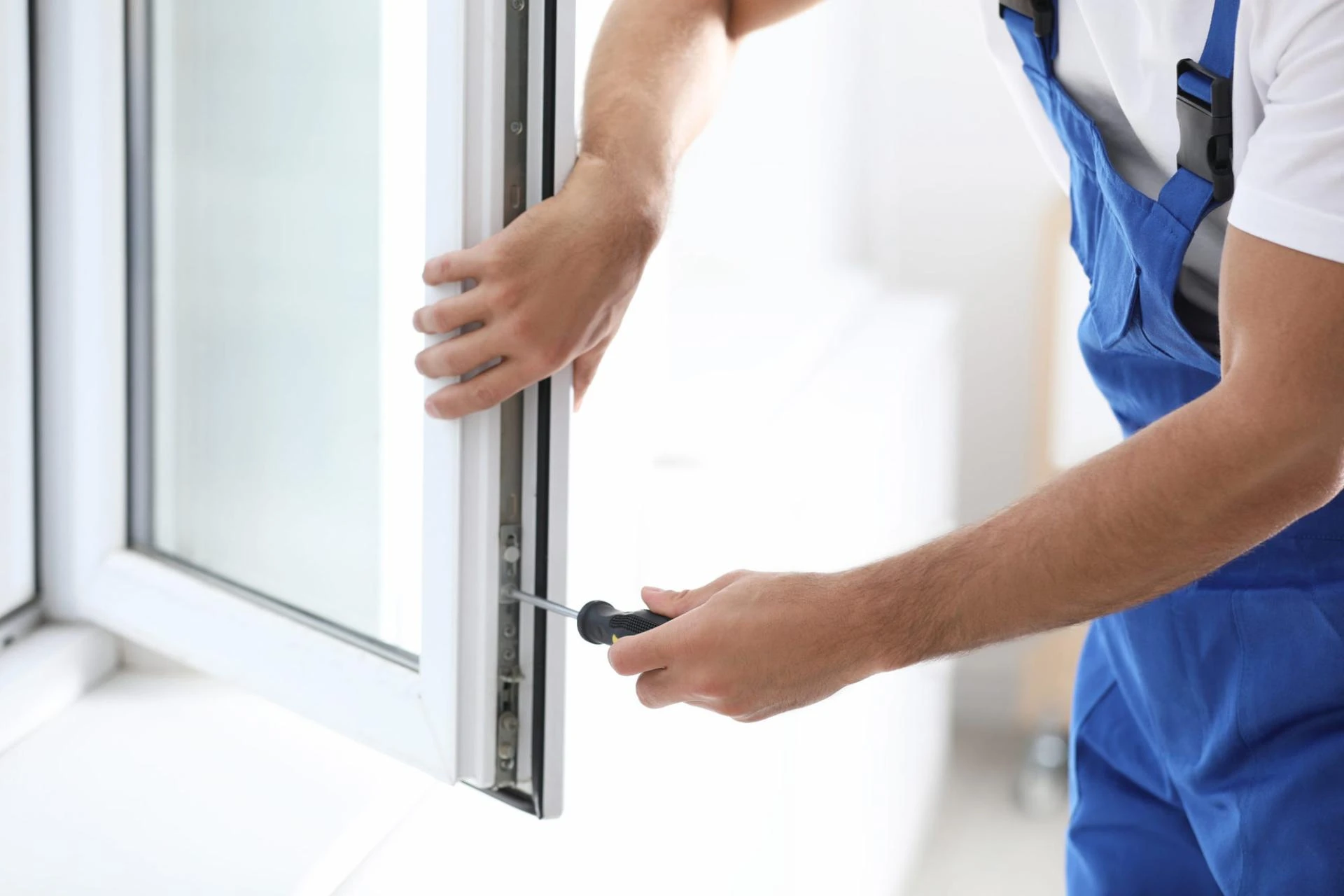 Emergency Window Repair | Urgent Window Repair