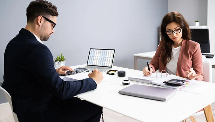 What Is the Role And Responsibility Of A Chartered Accountant While Setting Up A Business