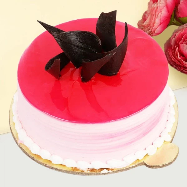 Half Kg Strawberry Cream Cake