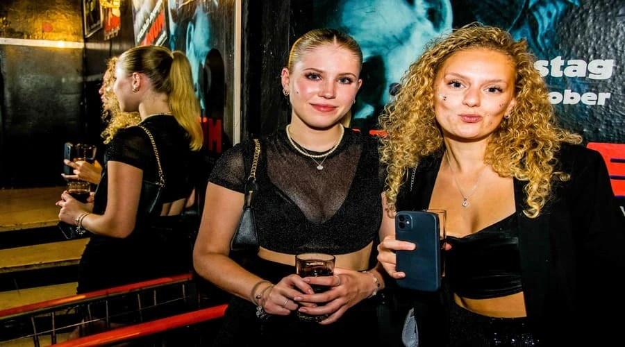 셔츠룸알바 이미지 2