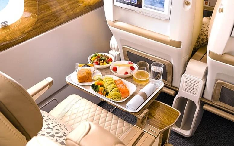 Premium Economy | Dining | The Emirates Experience | Emirates
