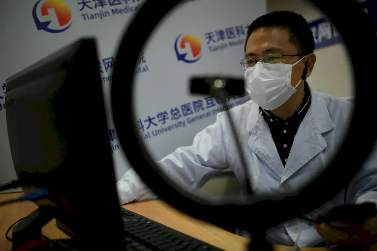 how-the-coronavirus-is-helping-to-fix-china’s-broken-healthcare-system