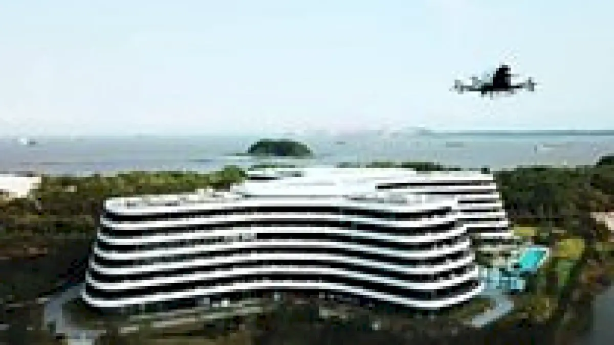 a-passenger-drone-hotel-and-other-technology-news