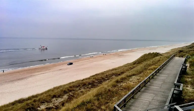 Hamburg: Wind, Water, and Wide Green Spaces