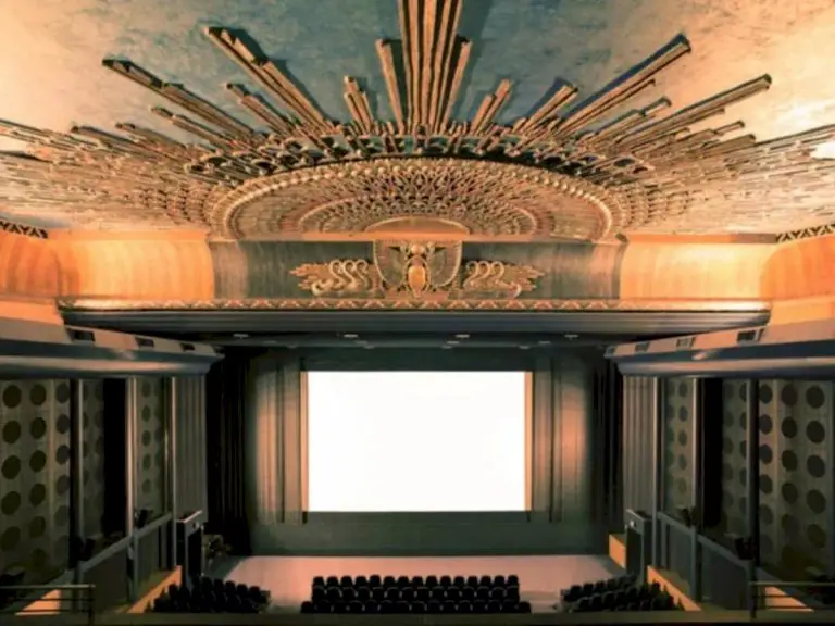 Netflix is buying the Egyptian Theater: These theaters should be next