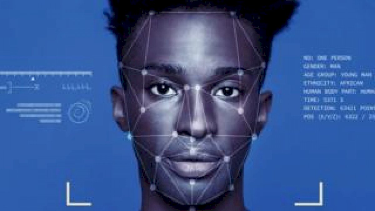 george-floyd:-amazon-bans-police-use-of-facial-recognition-tech