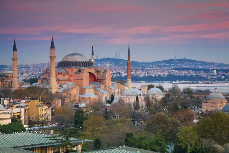 How Many Days Are Enough for a Tour of Istanbul?