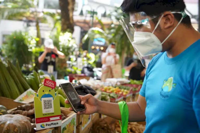 #ScanToPay via PayMaya QR at Eastwood City’s Harvest to Goodness weekend market