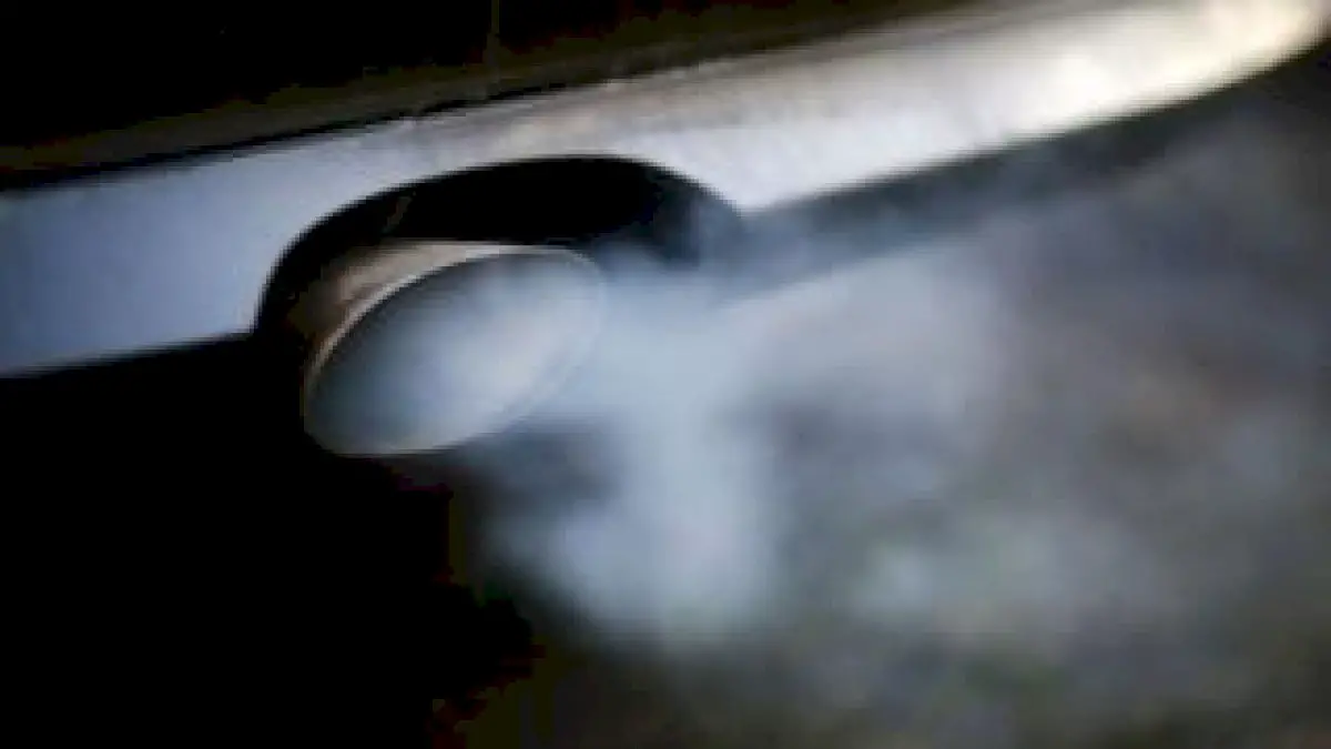 adverts-for-large-polluting-cars-‘should-be-banned’