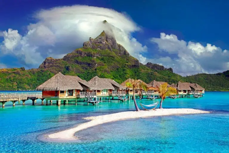 15 Most Beautiful Islands in the World