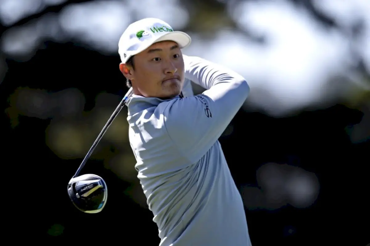 golf:-china’s-li-grabs-two-stroke-lead-at-pga-championship