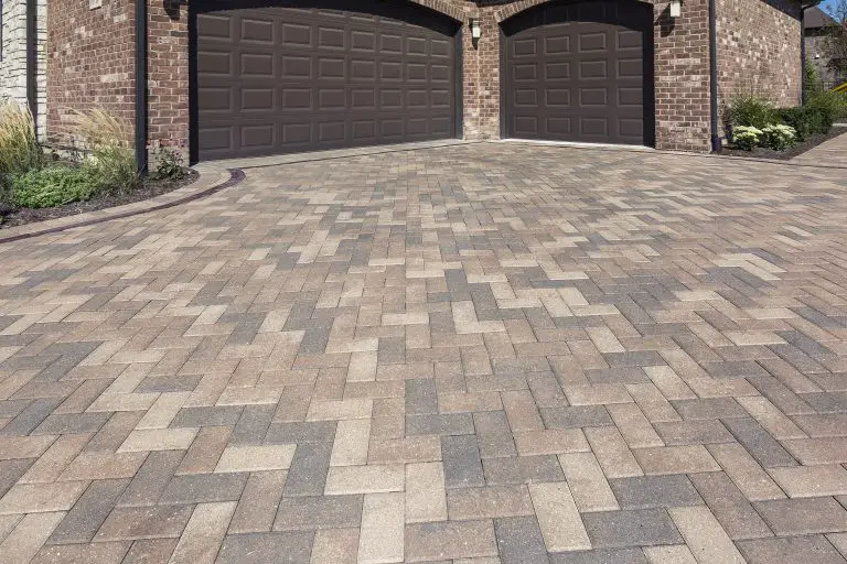 HOW TO CLEAN YOUR PAVERS AND BOOST THEIR APPEARANCE