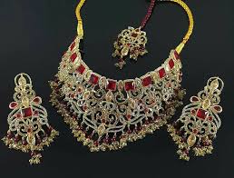 Buy online artificial jewellery in Pakistan