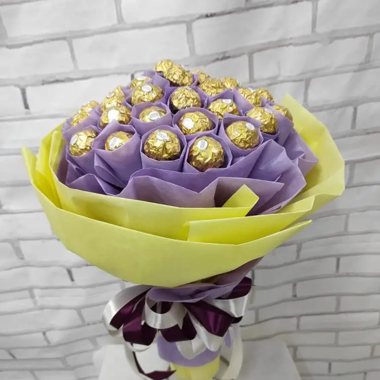 Tasty Chocolate Bouquets Make Unusual Choice Gifts