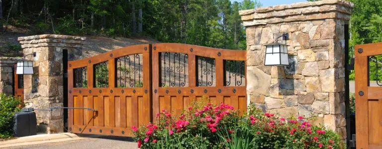 Select The Right Gate For Your Home As Well As Office