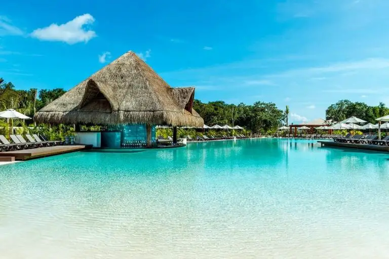 Dining in Cancún