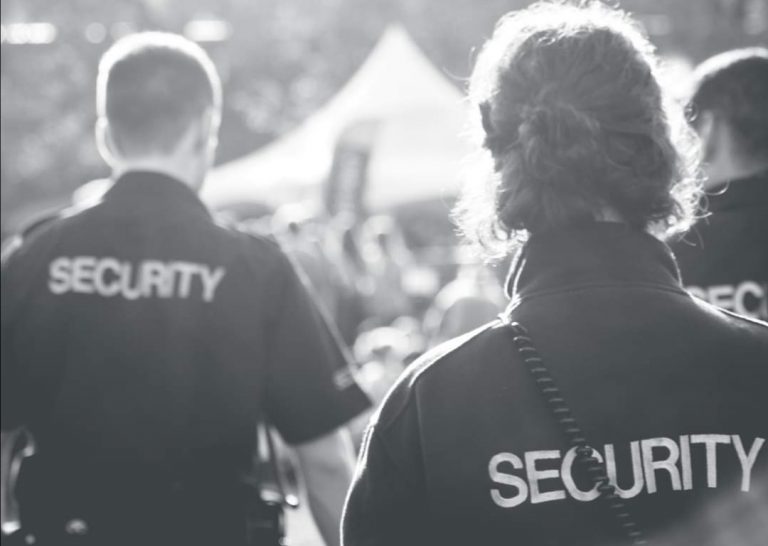 Hire Security Guards – What to Consider When Trying to Hire Security Guards