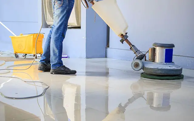 3 Reasons why you should hire a professional house cleaning company