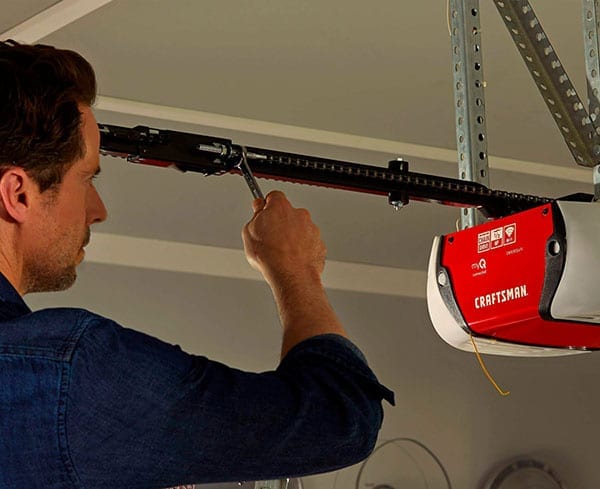 What Are the Factors That Make Garage Door Repair Reliable?