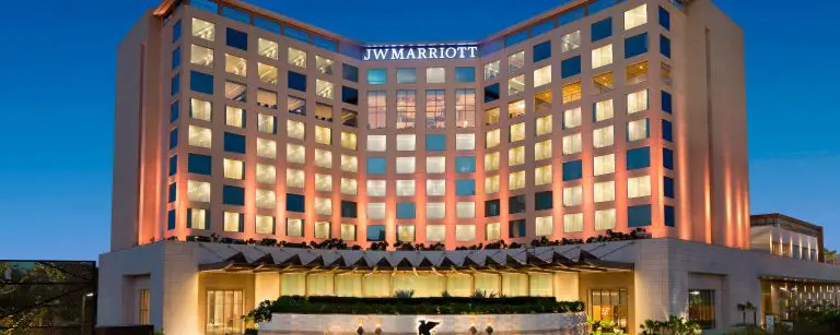 How can I make Marriot Hotel reservation?