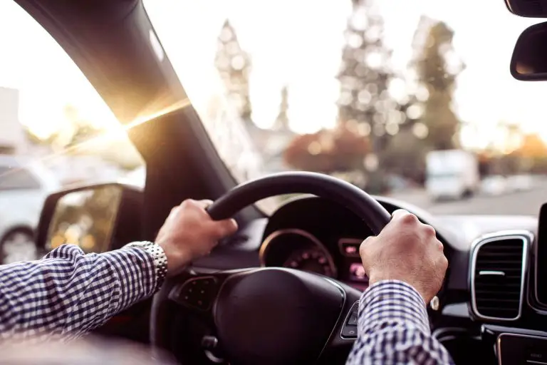 What Are The Benefits Of Taking Driving Lessons Near Me?