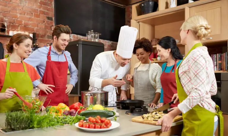 All The Necessary Things That You Would Know About Virtual Cooking Classes?