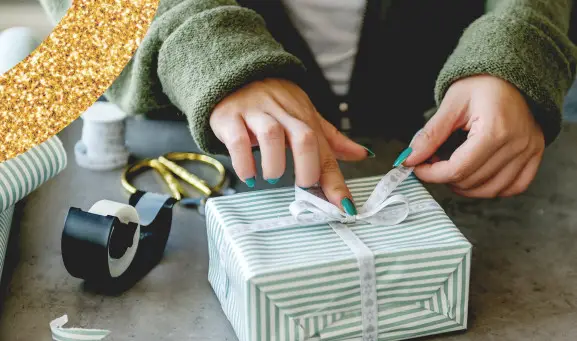 UNIQUE GIFT IDEAS FOR YOUR FRIENDS, GIRLFRIEND OR WIFE THAT’S A UNIQUE AND PERSONAL TOUCH