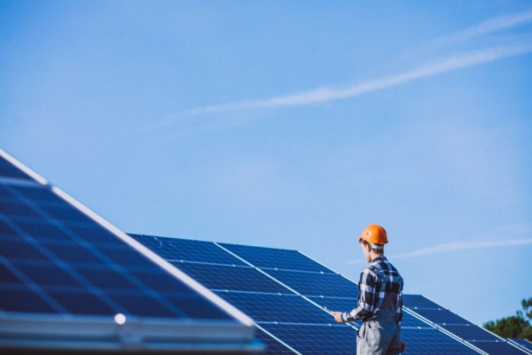 How to select knowledgeable and professional solar consultants