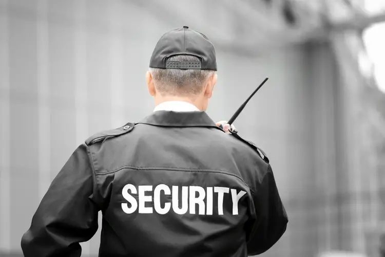 What To Look For When Recruiting A Security Guard In Houston?