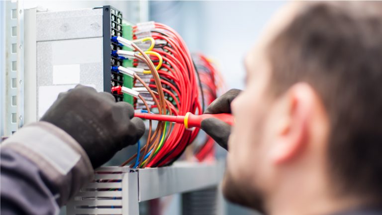 Reasons To Hire Commercial Electrical Contractor?