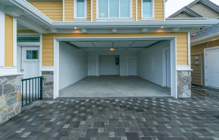 Challenges You Could Face With Your Garage Door